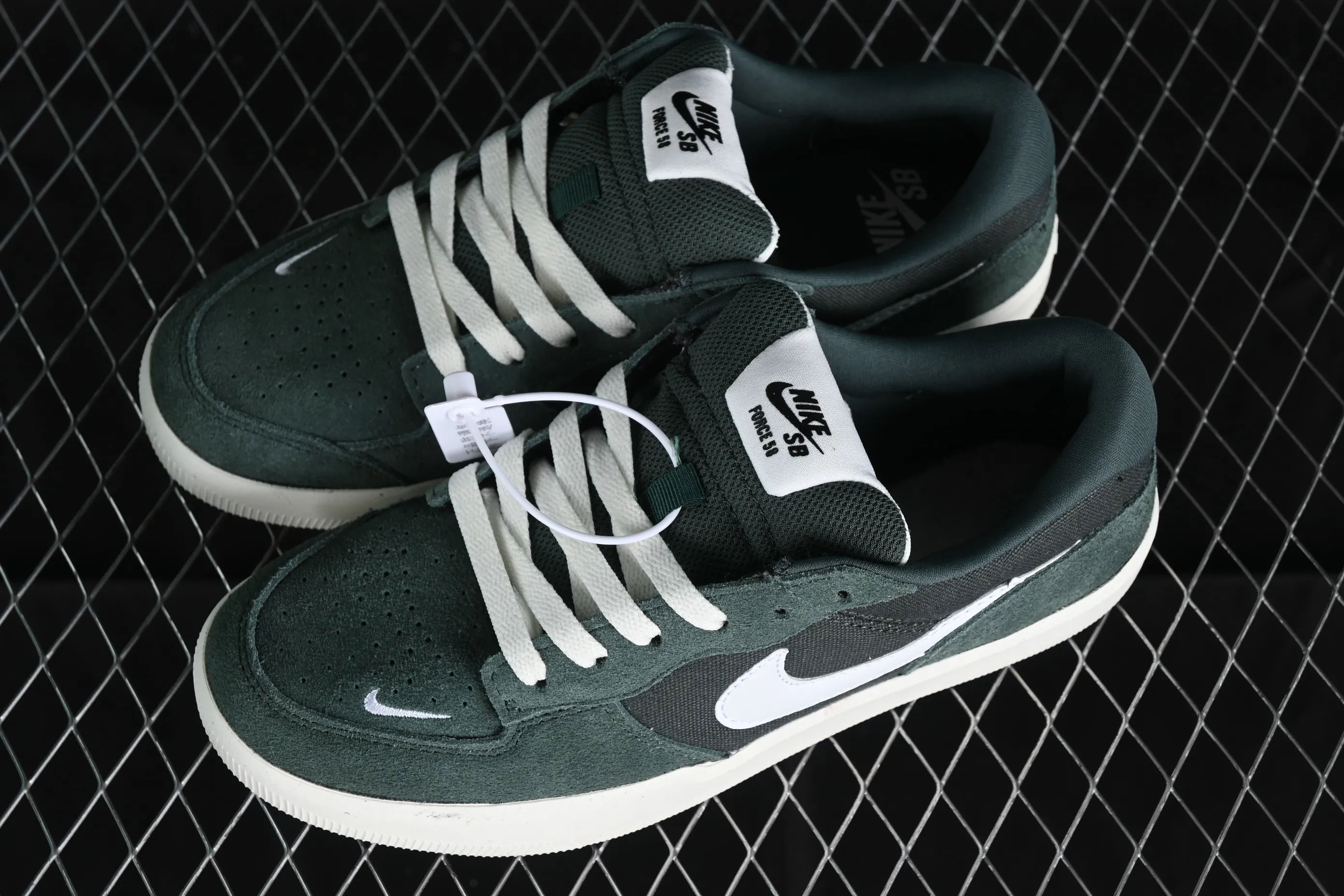 All categories Nk SB Dunk series Nk Force 58 simplified skateboard shoes Nk SB Force 58 Nike simplified retro skateboard shoes DV5477-301